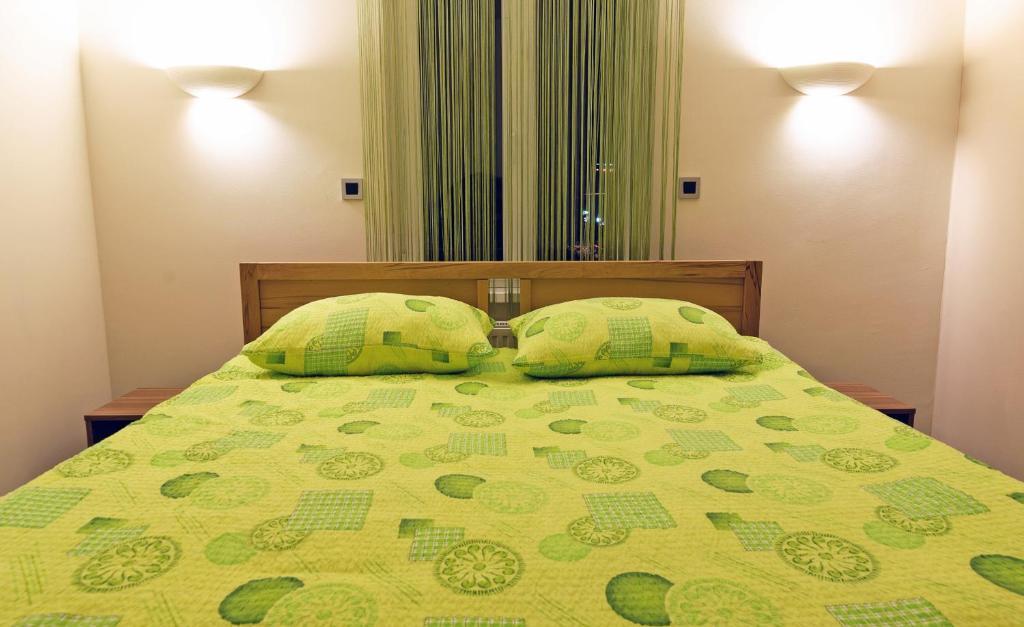 Hostel Plus Caffe Petrovče Rom bilde